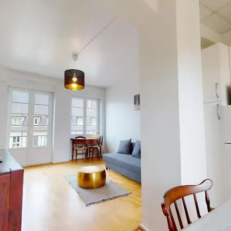 Le Saint Nicolas Bail Mobilite 스트라스부르